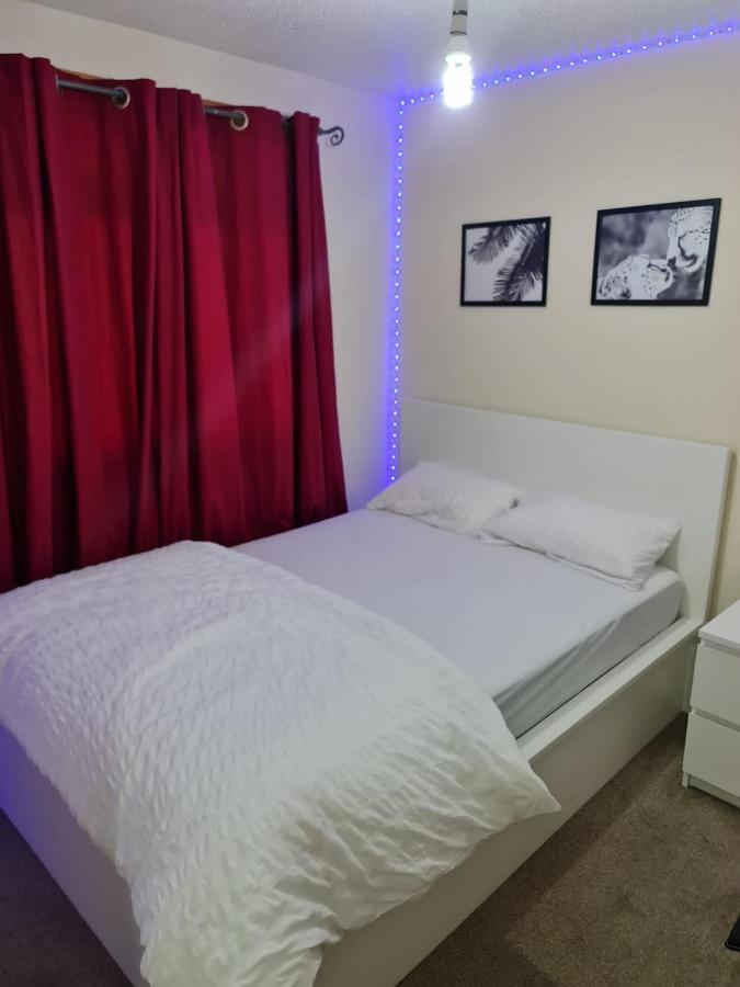 Soft Pillow Apartment London Exterior photo